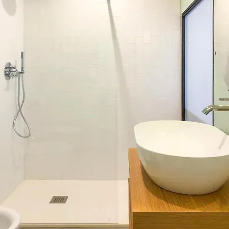Testaccio B45 Full Apartment *